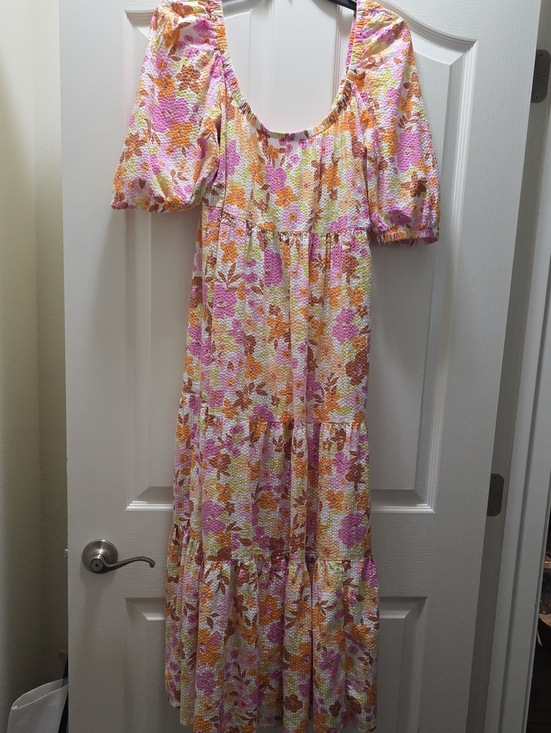 Billabong Dresses & Skirts - Billabong Floral Puff-Sleeve Maxi Dress in Pink & Orange
